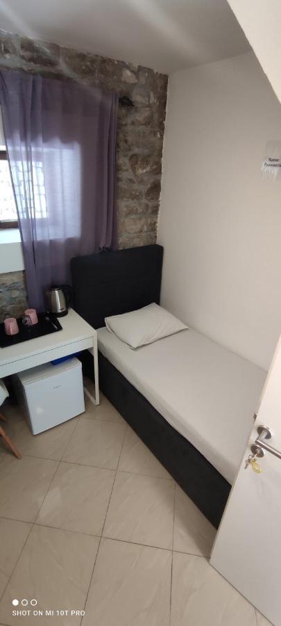Rooms Pama Split Buitenkant foto