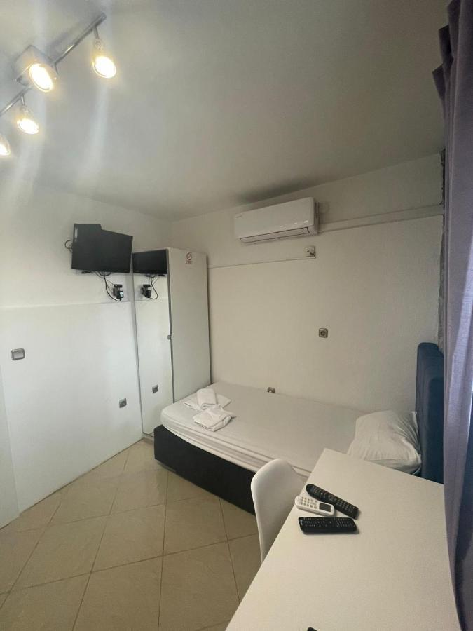 Rooms Pama Split Buitenkant foto